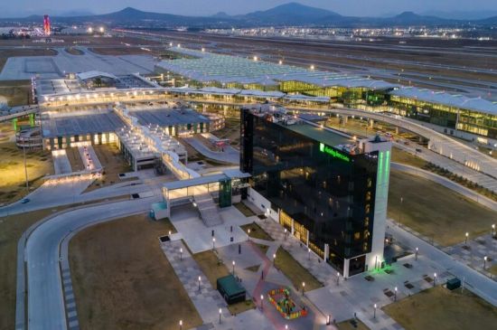 Aerolíneas de carga sostendrán reunión urgente con Sheinbaum